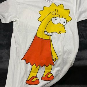 Lisa Simpson Urban Outfitters oversized tee